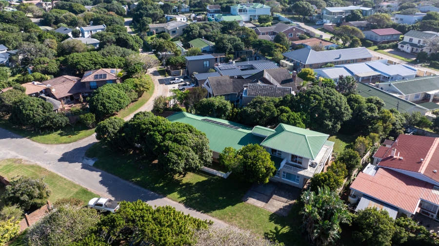 5 Bedroom Property for Sale in Kenton On Sea Eastern Cape